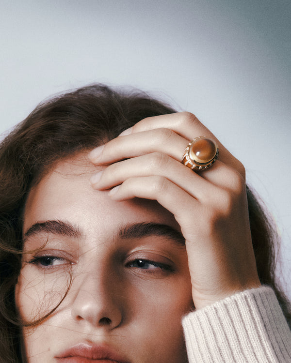 CABOCHON CITRINE PAVED RING